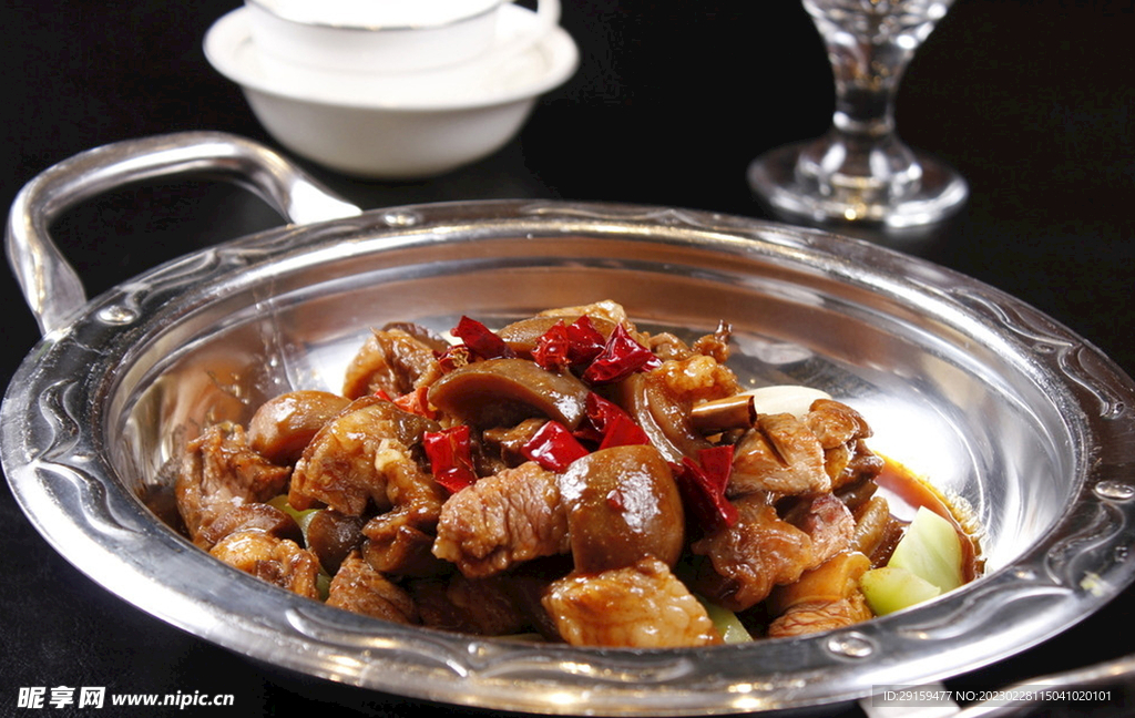 红烧驴肉