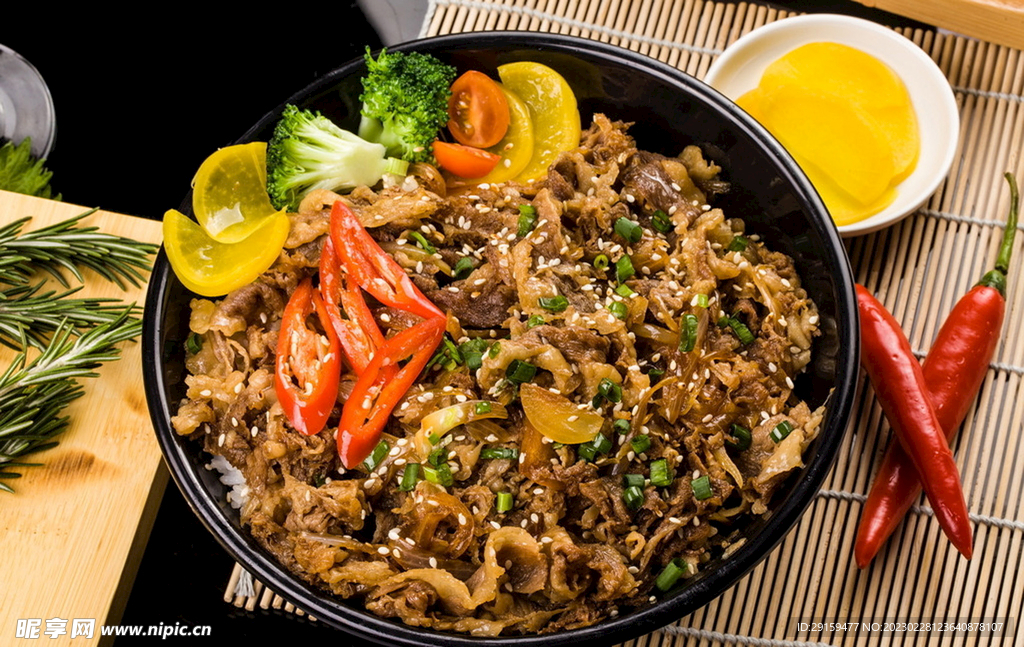 招牌肥牛肉饭