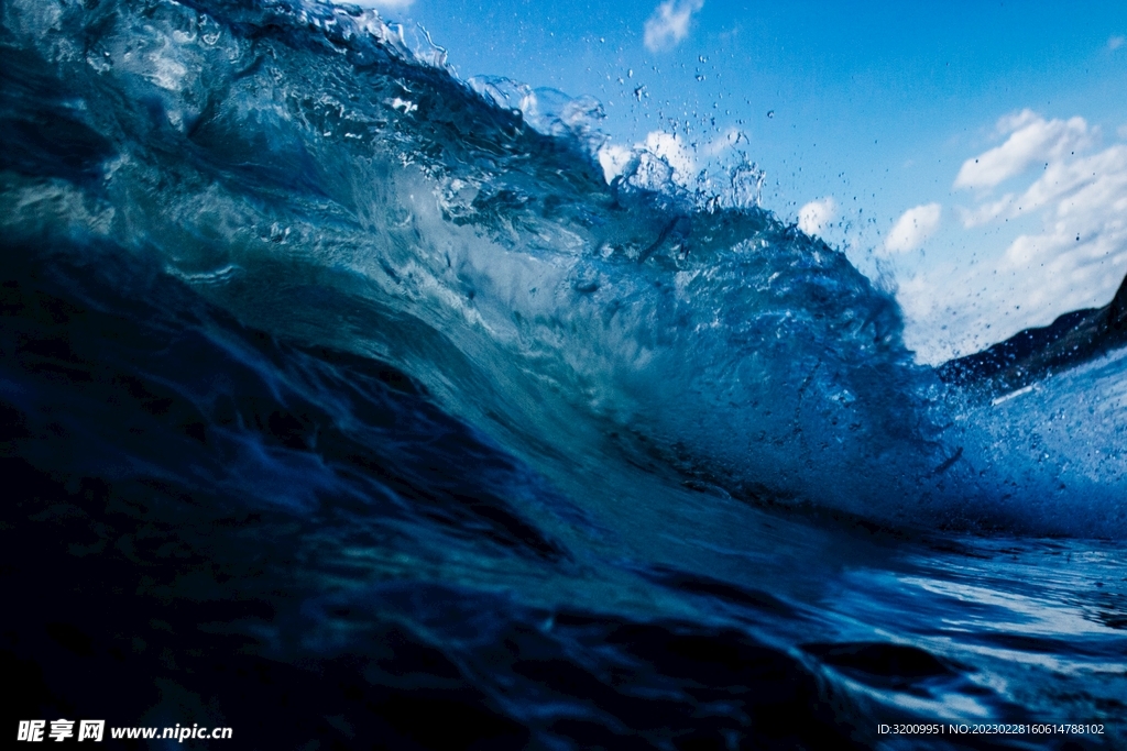 海浪             