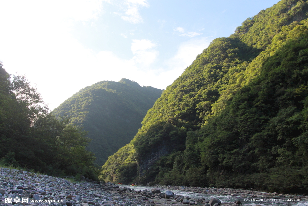 湖南屋脊漂