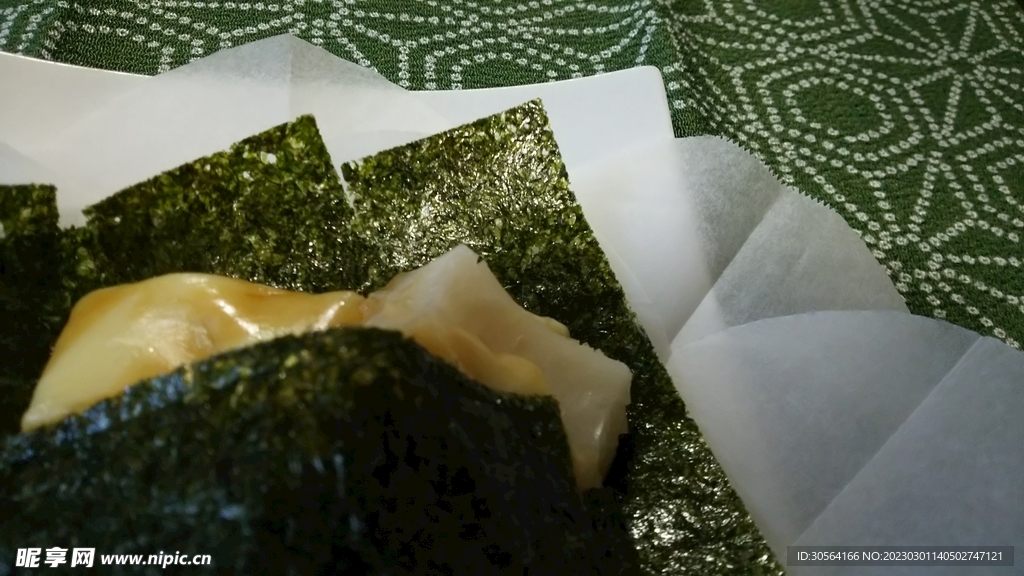 海苔包饭