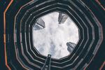 仰视天空建筑         