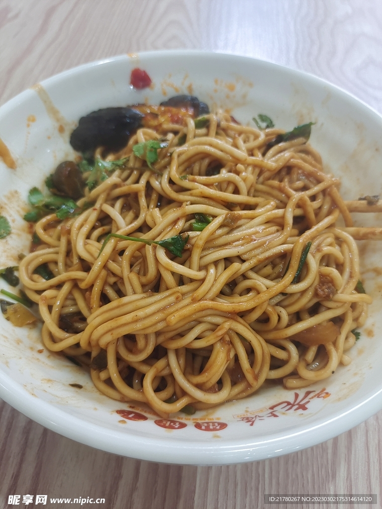 热干面图