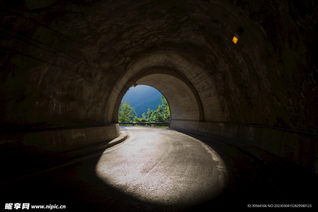 通道隧道