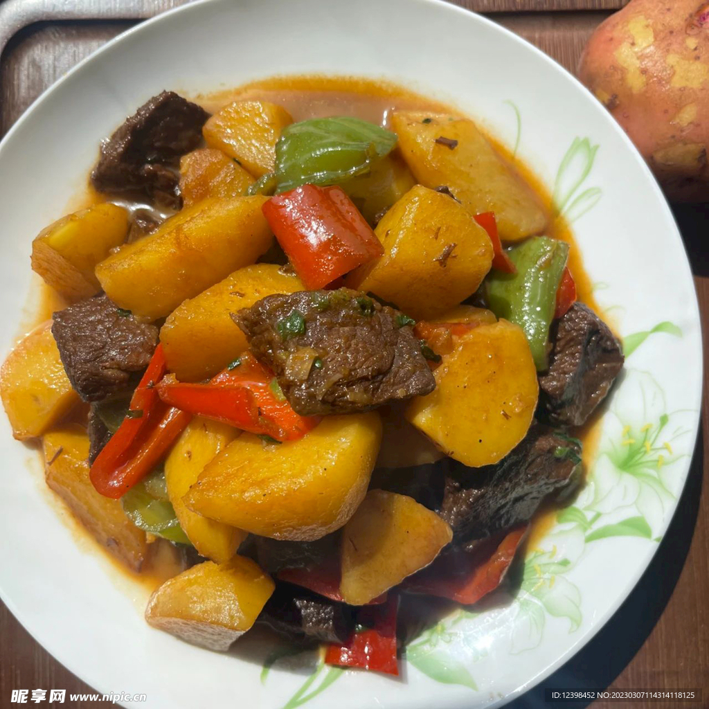 土豆炖牛肉