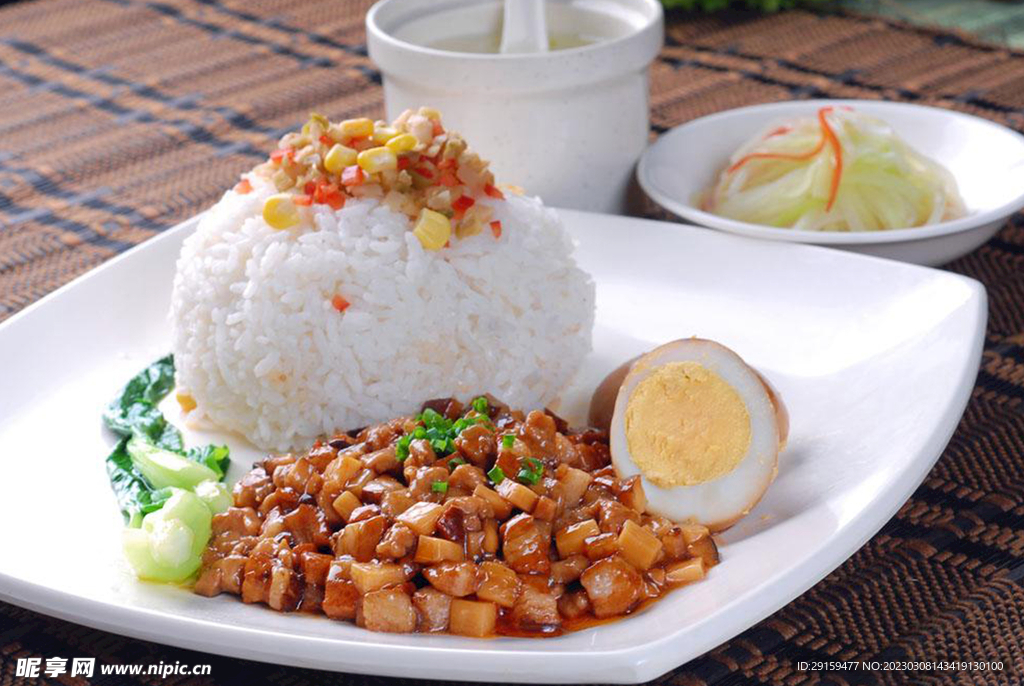 卤肉饭