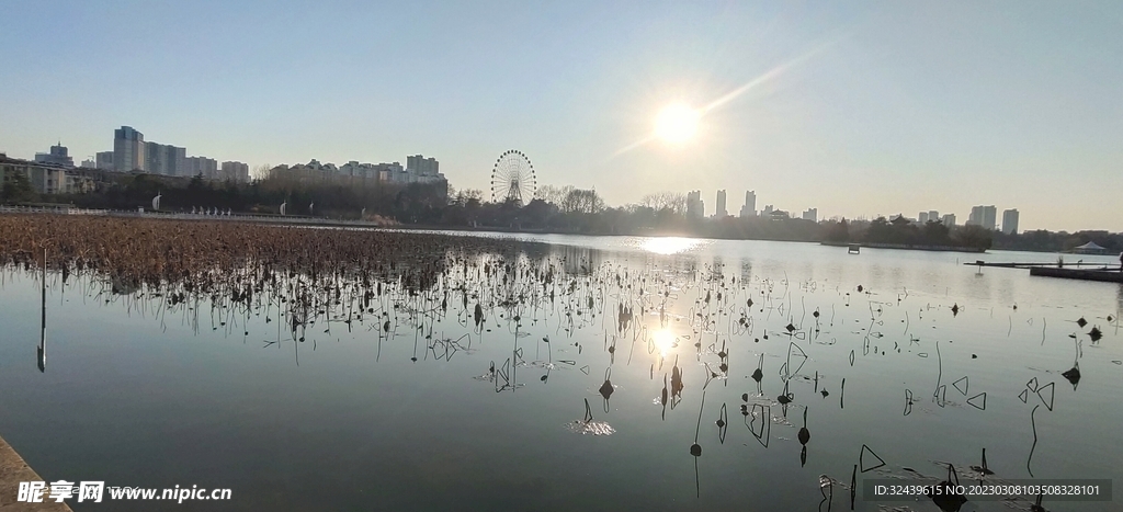 蓝天  山水