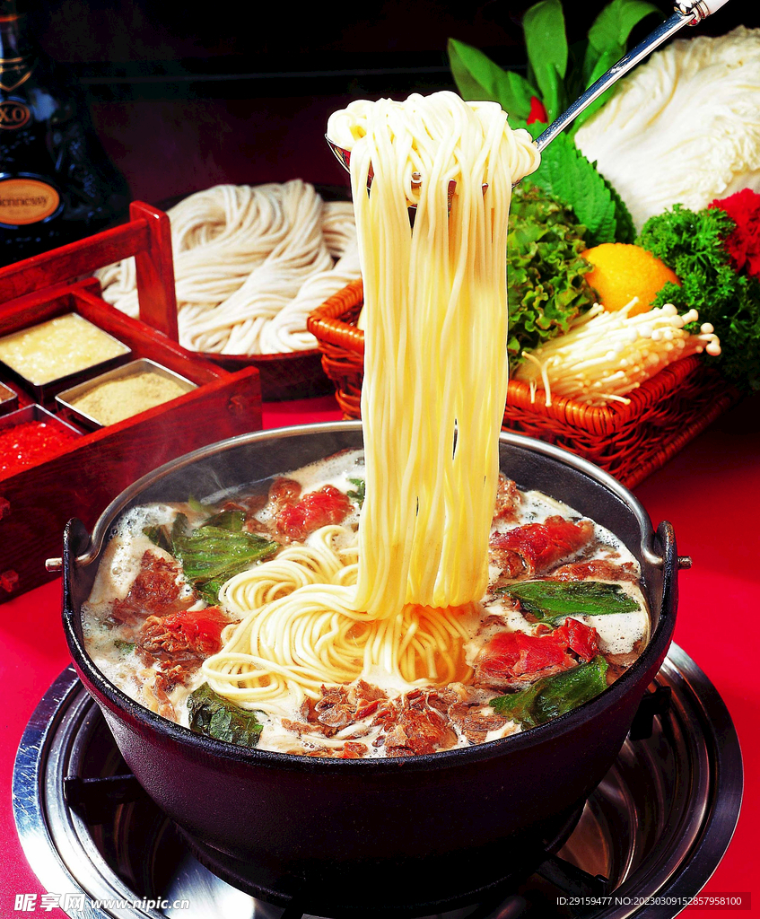 韩式牛肉火锅面