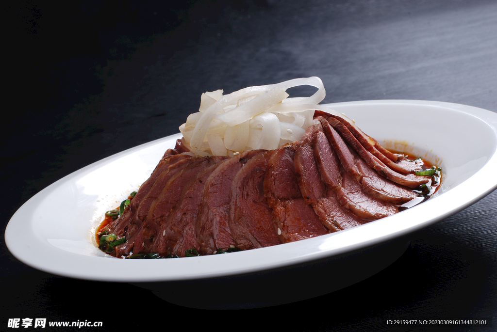 面皮捞牛肉