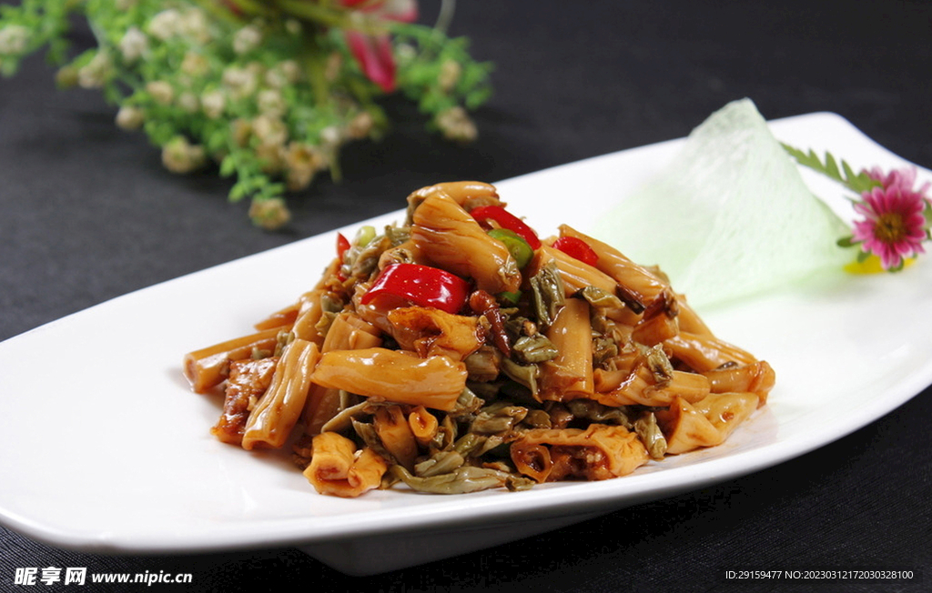 豆角炒鹅肠