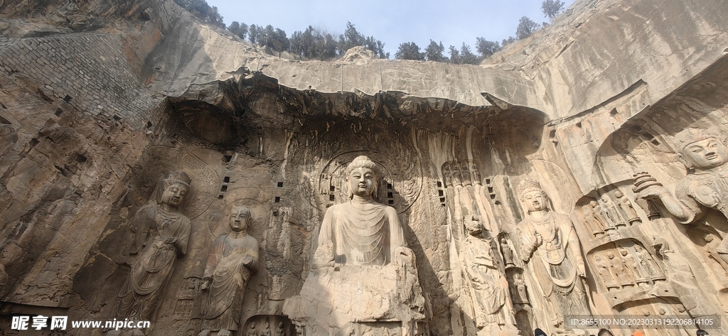 龙门石窟