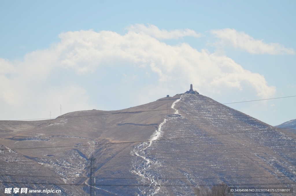 雪山白云