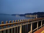 湖面夜景