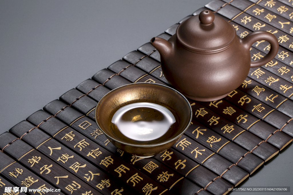 茶壶茶杯