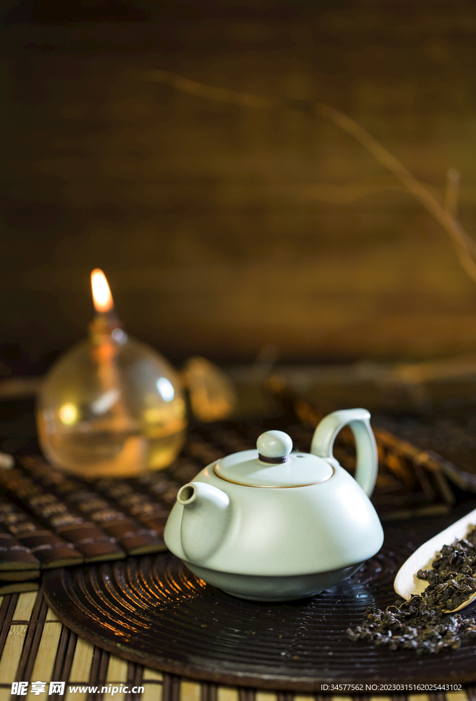 茶壶和茶叶