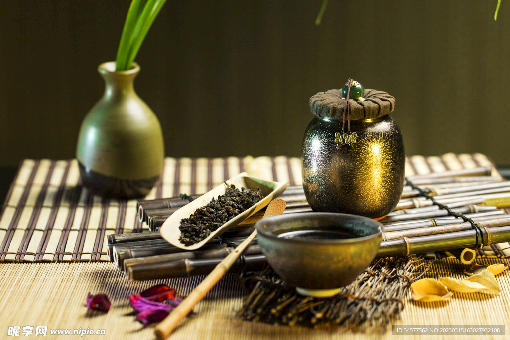 茶叶和茶水