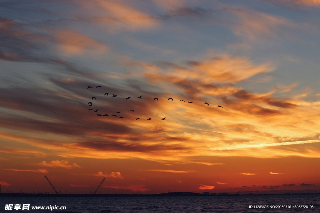 夕阳天空