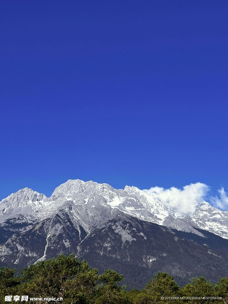 丽江雪山