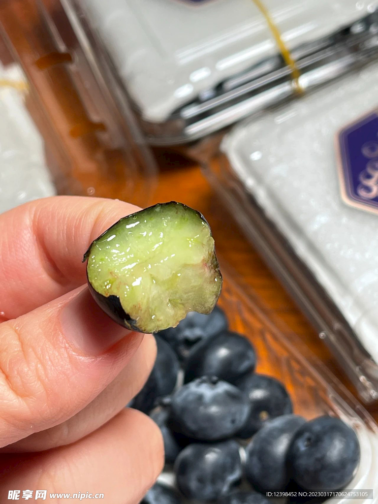 蓝莓