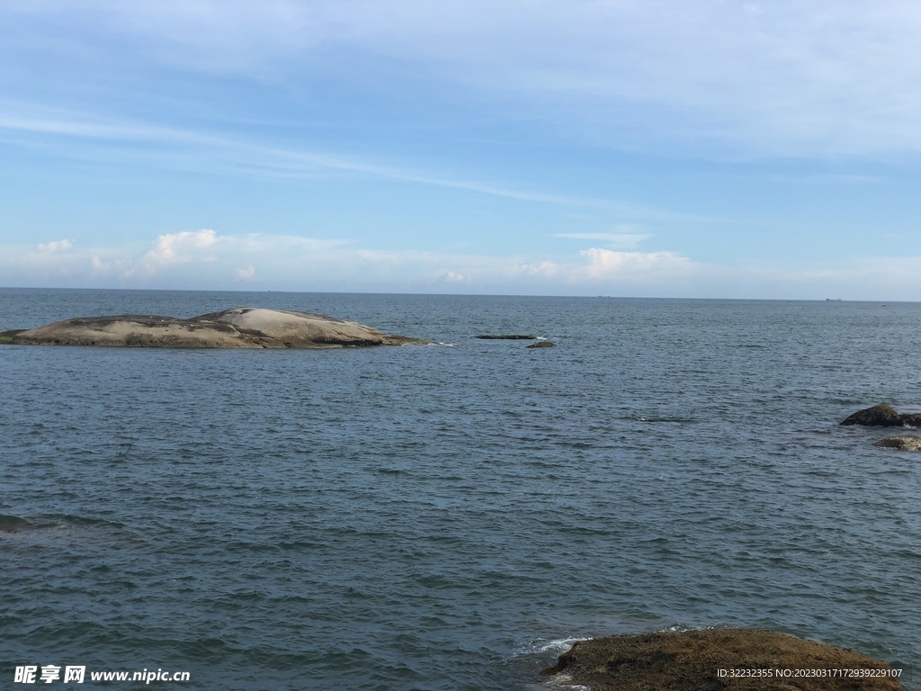 海边吹风风景