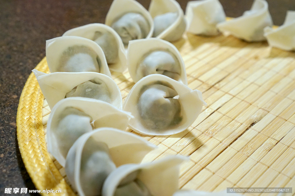 包好的馄饨