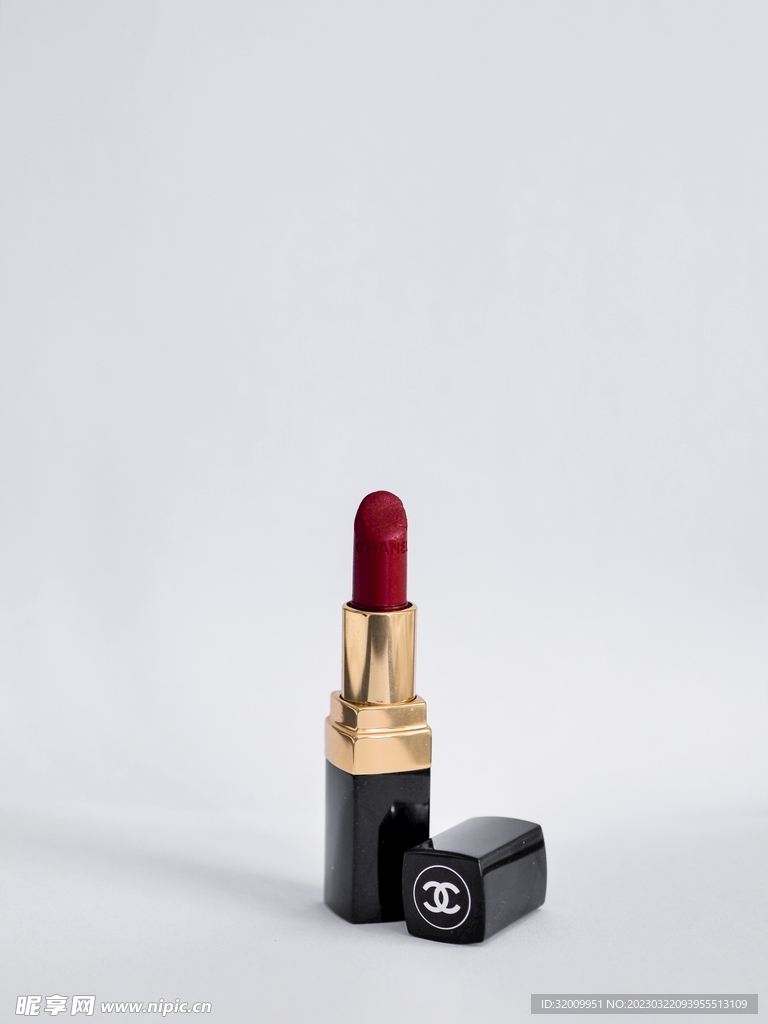 口红             