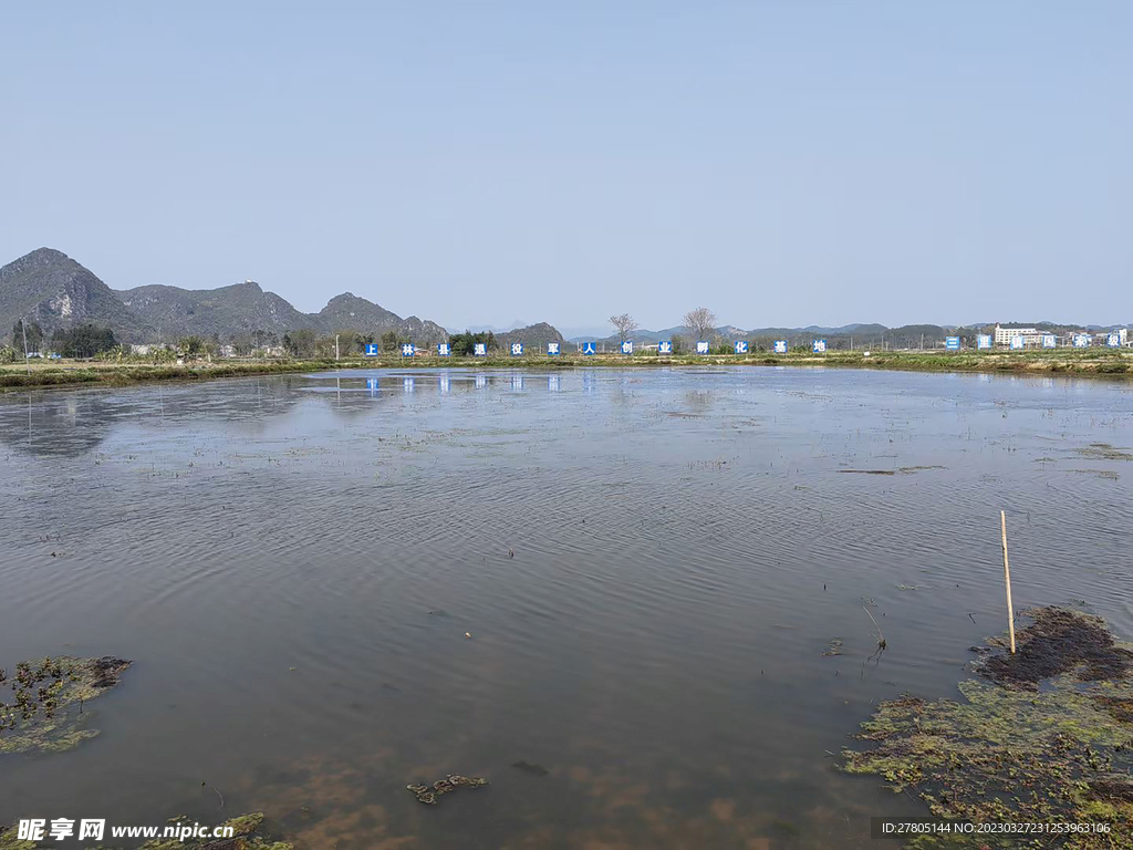 江面小景