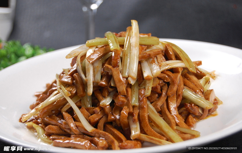 芹菜炒香干