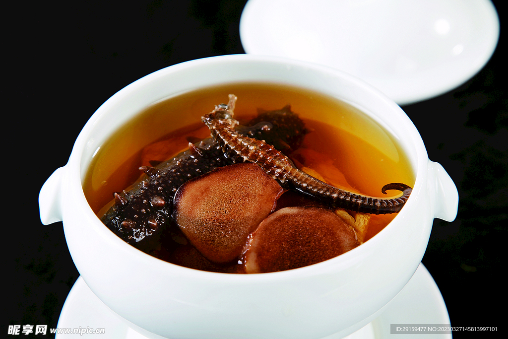 鹿茸海龙炖辽参