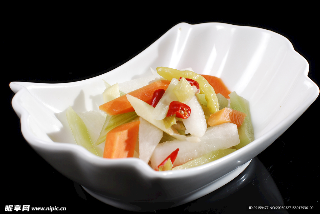 泡菜素三样