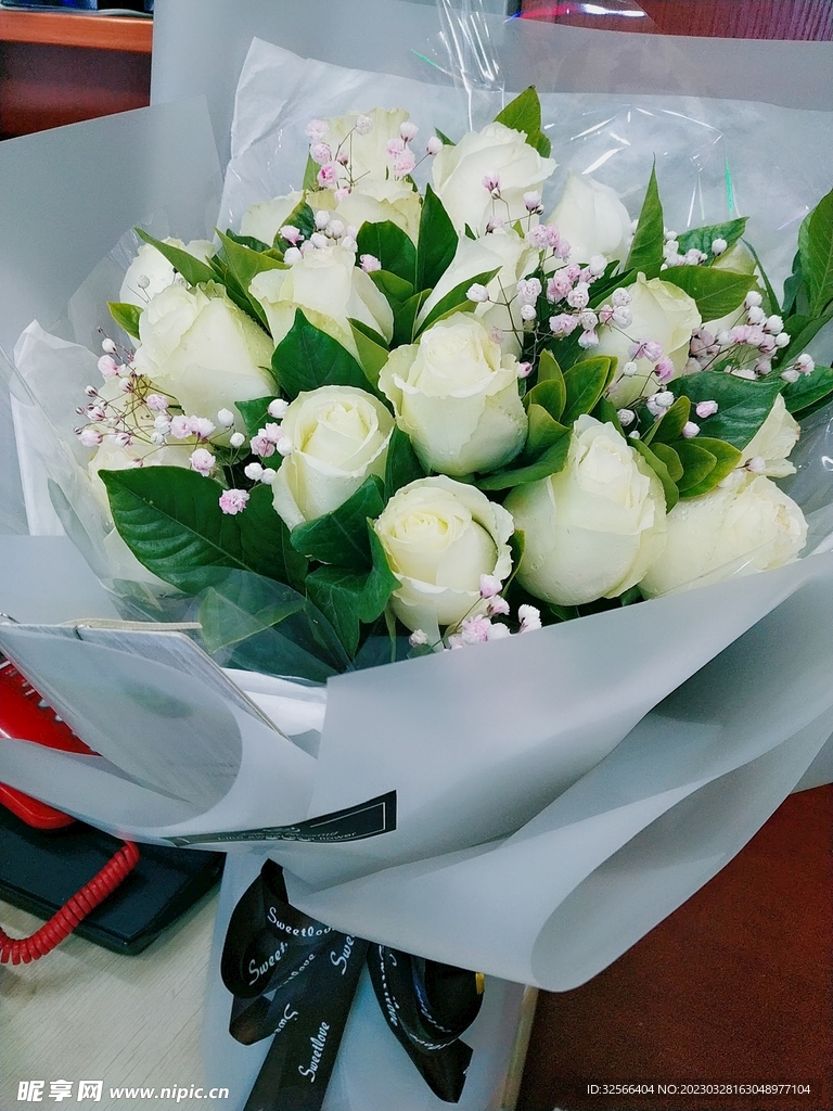 白玫瑰花束
