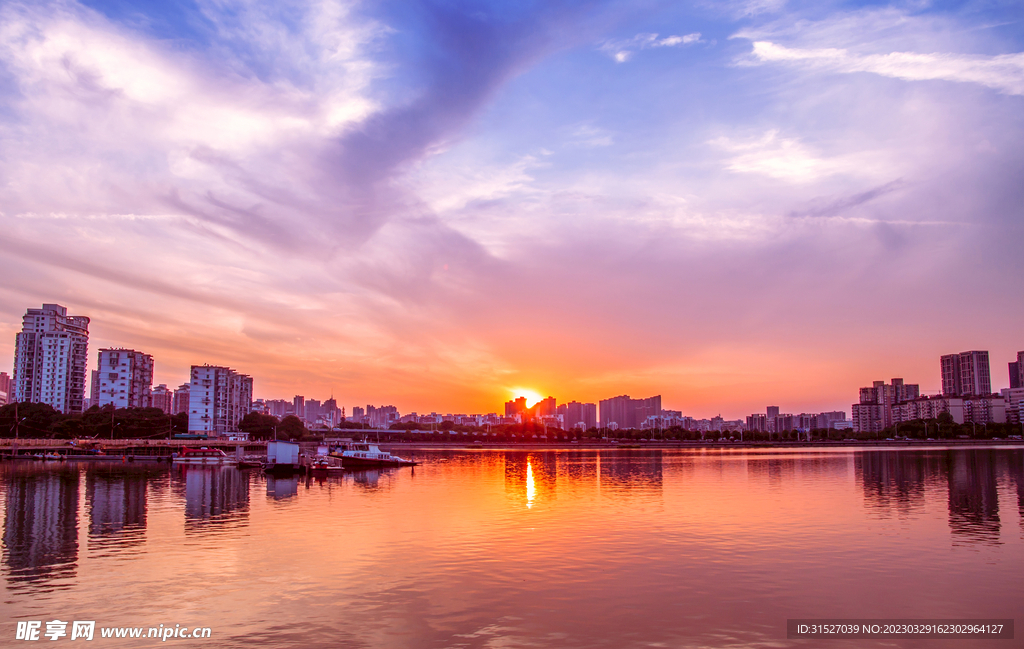 海边夕阳