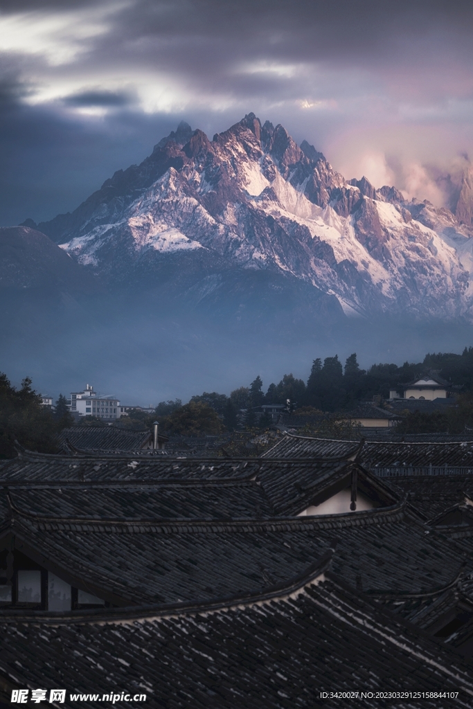 玉龙雪山