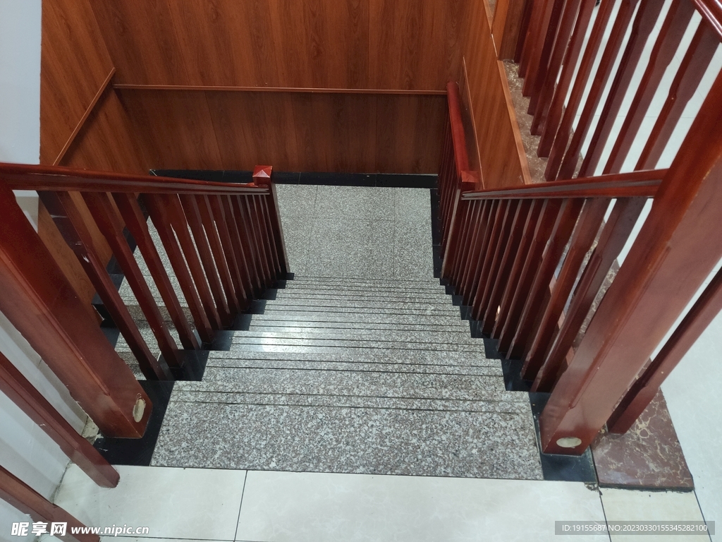 饭店楼梯