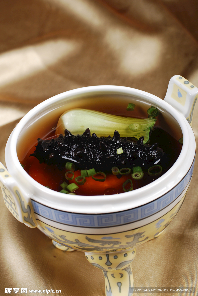 酸汤辽参