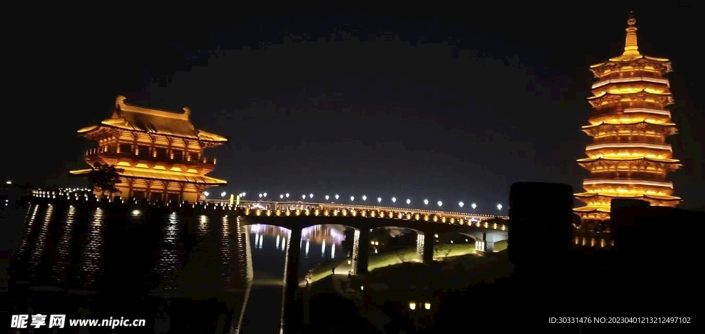 古城夜景