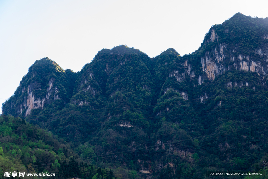 山峰