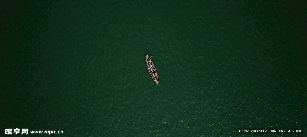 西湖小船