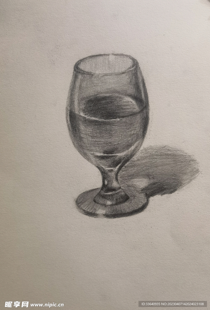 素描静物玻璃杯