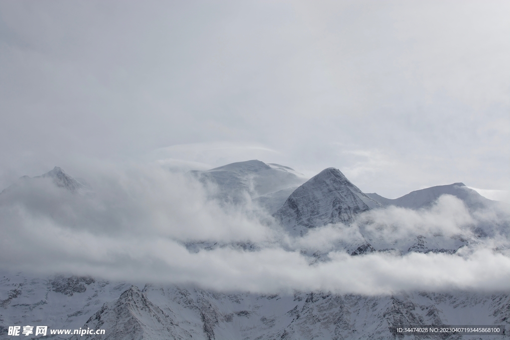 雪山