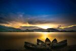 湖边夕阳