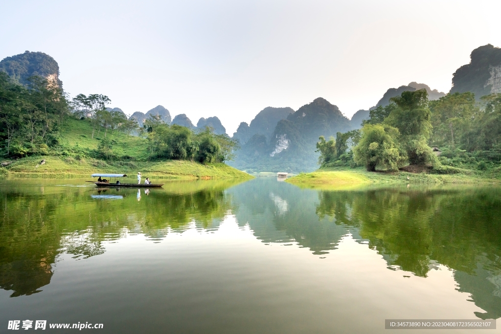 山湖美景