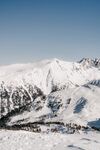 蓝色雪山图