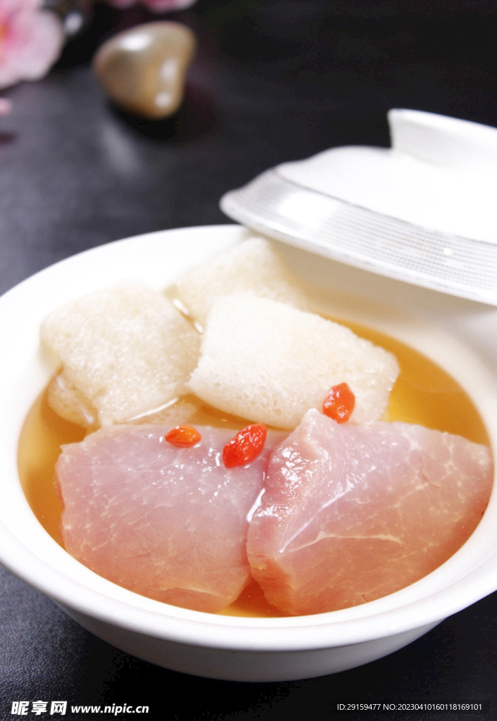 竹笙瘦肉汤