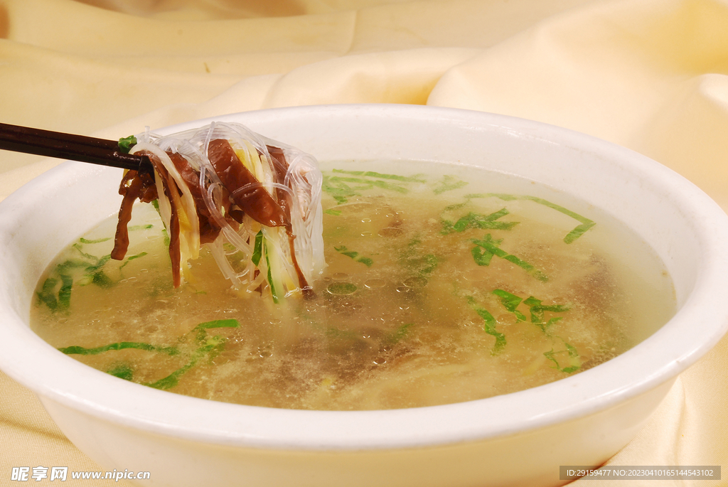 榨菜肉丝汤