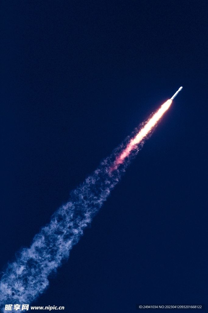 火箭天空宇宙深蓝色高清背景