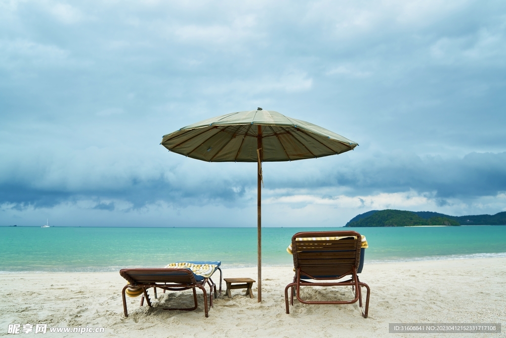 夏天海浪沙滩