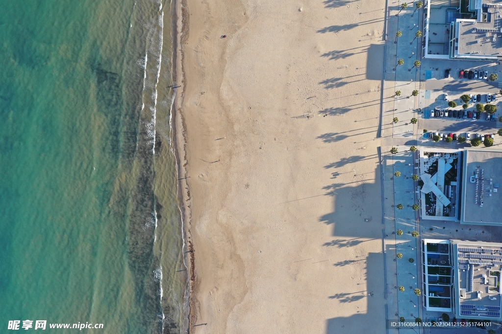 夏天海浪沙滩