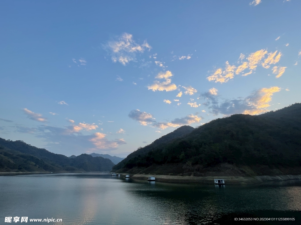 美丽大好山河