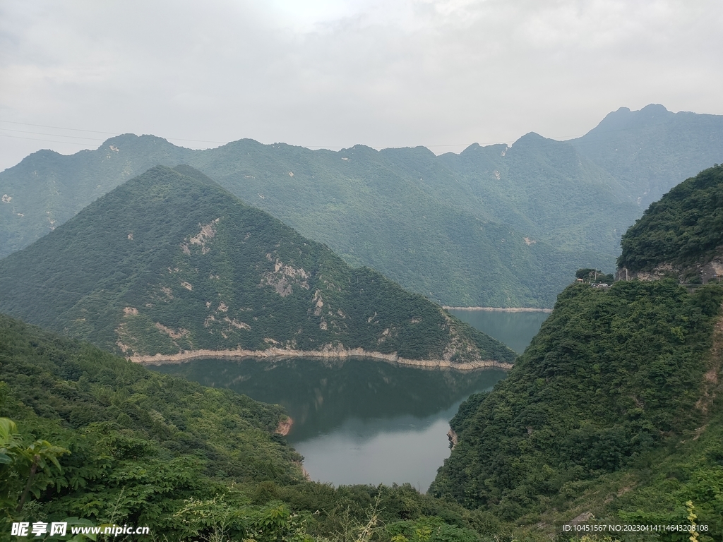 山峦